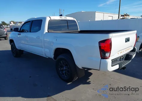 2022 Toyota Tacoma Sr5 V6 z USA, uszkodzony, nr VIN 3TMBZ5DN9NM036176